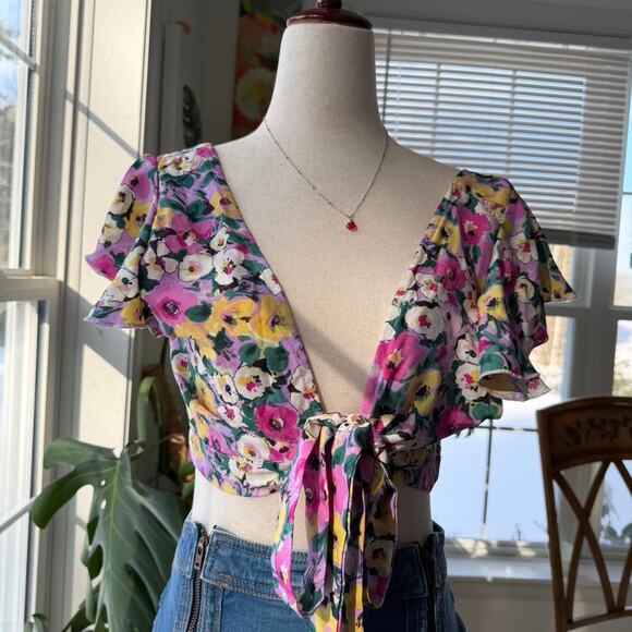 SHEIN Tops - Deep Plunge Floral Wrap Crop Top